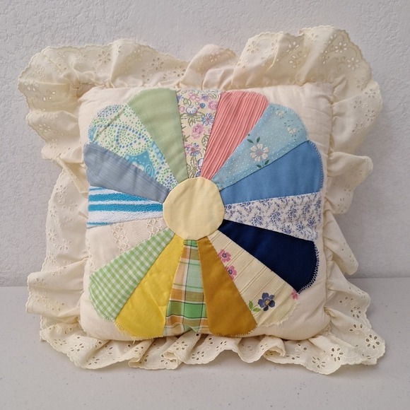 Vintage Handmade Patchwork Quilted Pillow DOUBLE SIDED Flower Pattern 12 x 12 - Picture 2 of 12